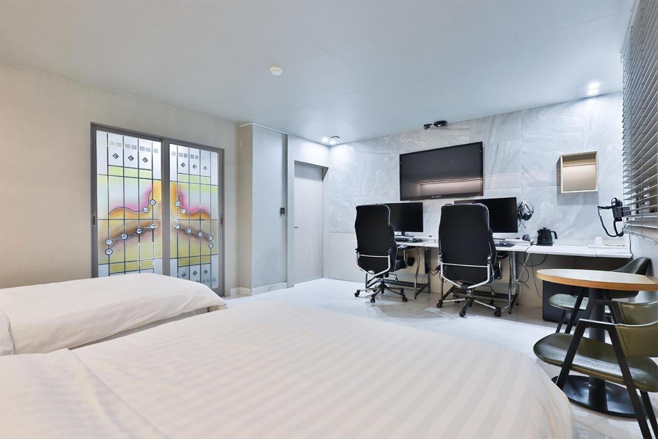 Shire Hotel Busan Station Kültér fotó